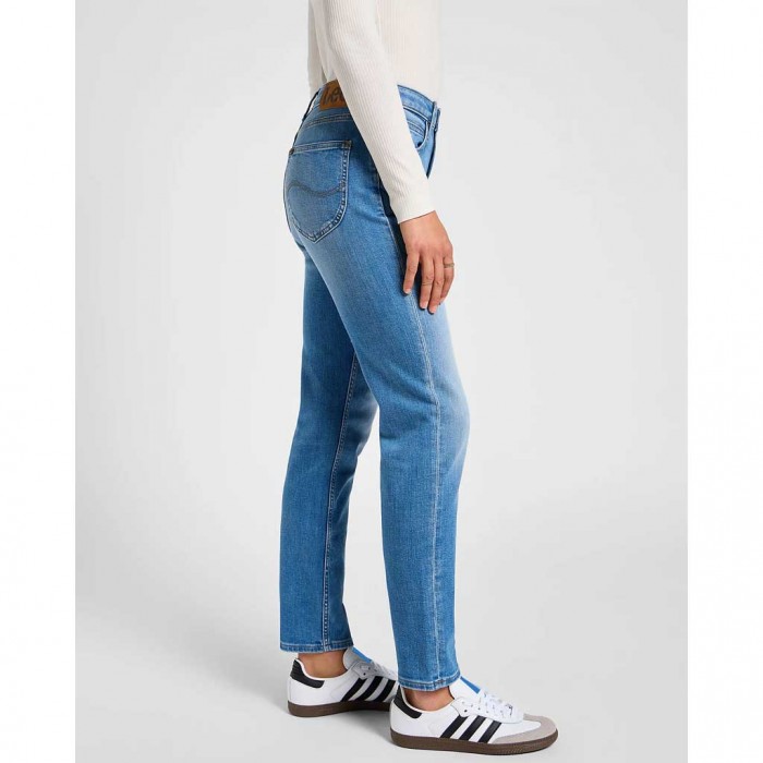 LEE WOMAN JEAN CAROL LIGHT BLUE