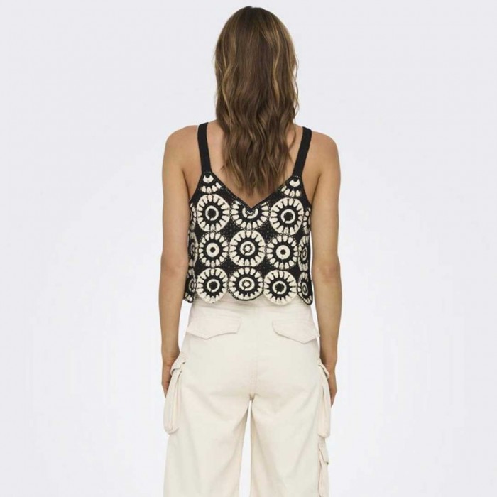 ONLY ONLYVONNE S/L TOP JRS BLACK/WHITE ONLY ONLYVONNE S/L TOP JRS BLACK/WHITE