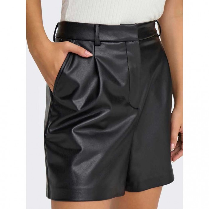 ONLY ONLPENNY FAUX LEATHER SHORTS OTW BLACK