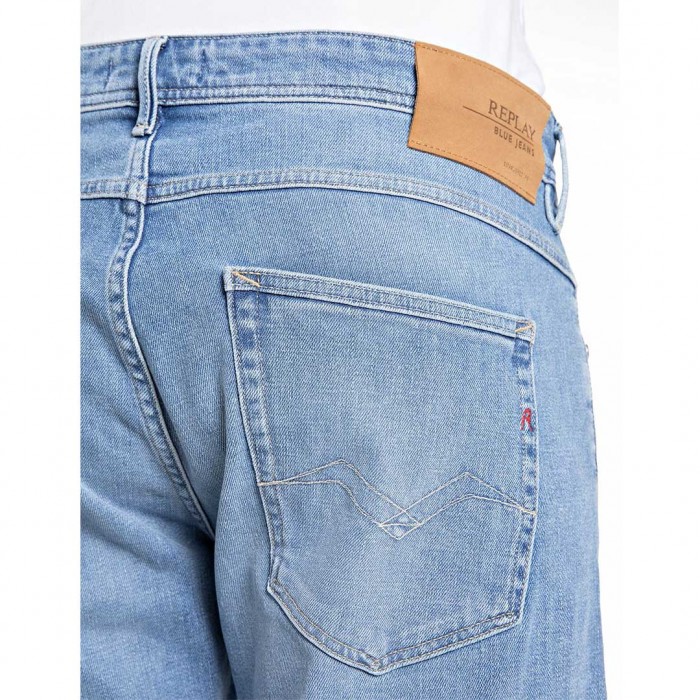 REPLAY WILLBI REGULAR-FIT JEANS LIGHT BLUE 2