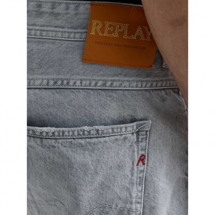 REPLAY WILLBI REGULAR-FIT JEANS LIGHT GRAY