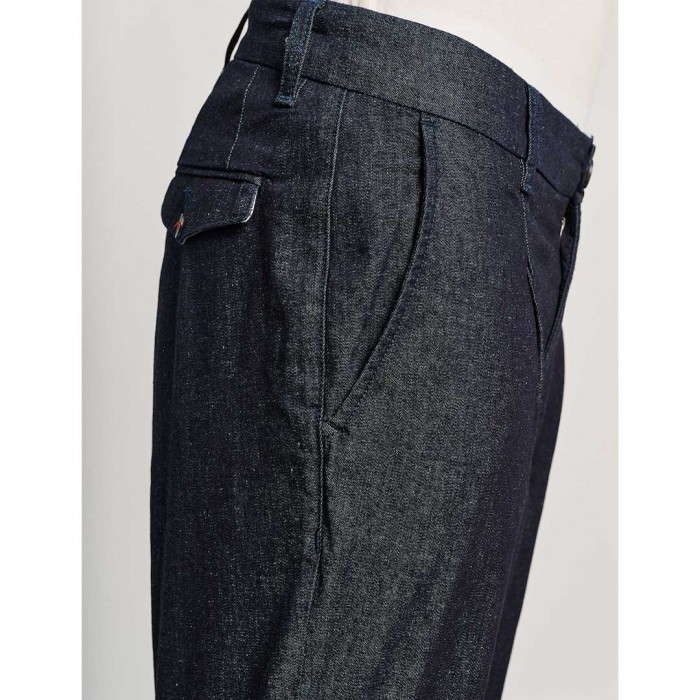 STAFF Trousers in Tapered Line Blue