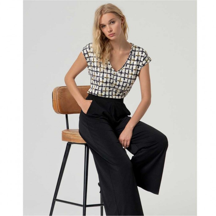 SURKANA wide-leg stretch trousers BLACK